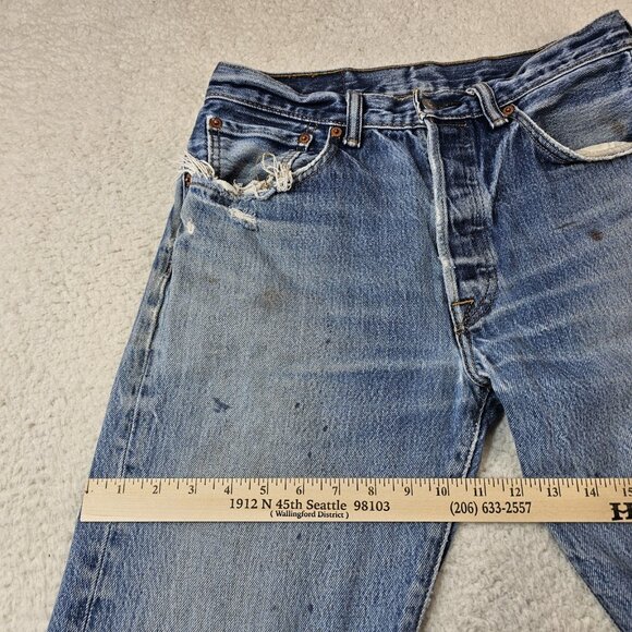 Vtg Levi's 501 Jeans Men's 32x32 Light Wash Button Fly Copper Rivets Batwing 90s - Picture 10 of 16